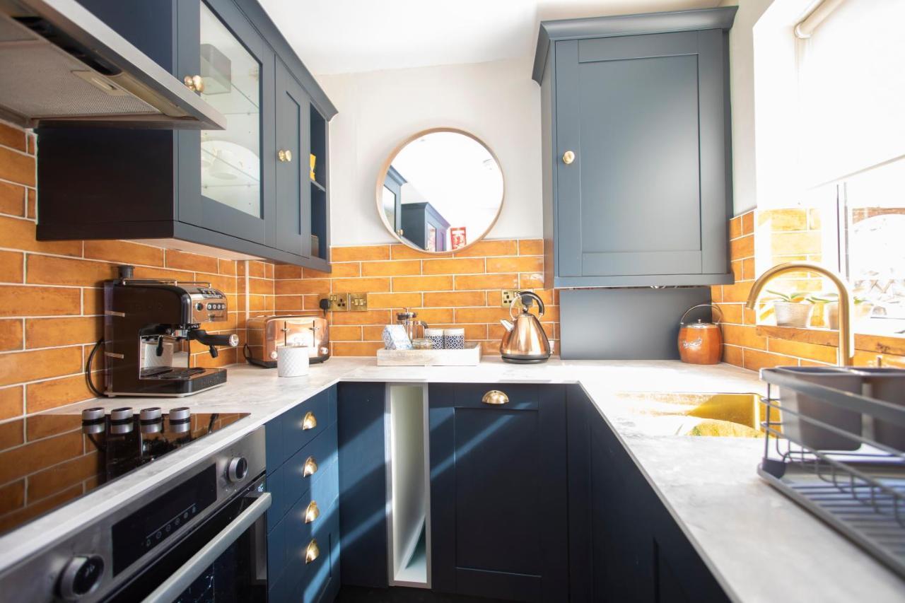 Stunning Warwick Victorian Townhouse - Beautifully Renovated, Free Parking - 5 Min Walk To Warwick Castle & Historic Town Centre - Perfect Uk Break And Base For Exploring Cotswolds Βίλα Εξωτερικό φωτογραφία